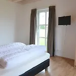 Exclusive Group House In In The Forest Дом отдыха *
