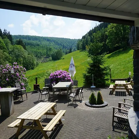 Exclusive Group House In In The Forest *