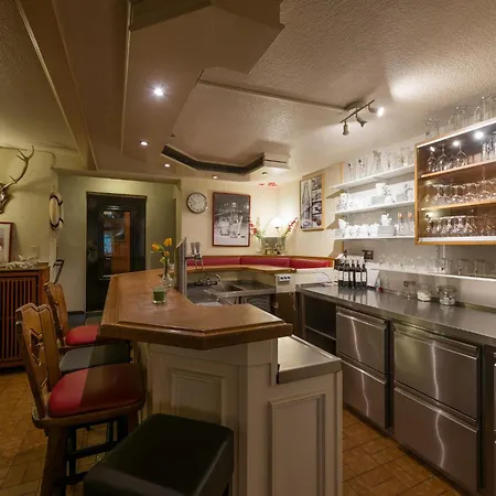 Exclusive Group House In In The Forest