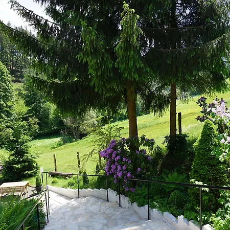 Exclusive Group House In In The Forest Ferienhaus