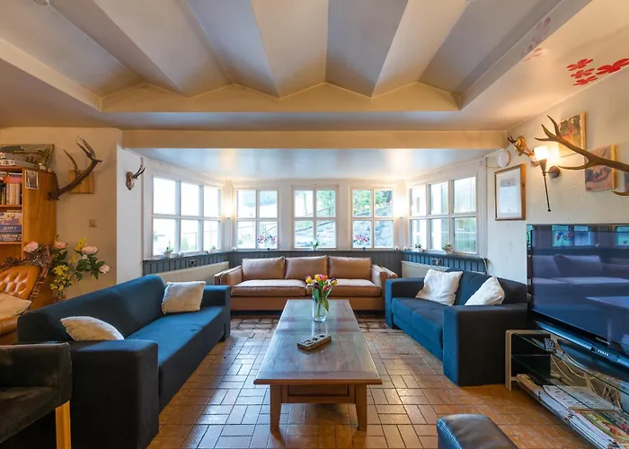 Holiday home Exclusive Group House In In The Forest