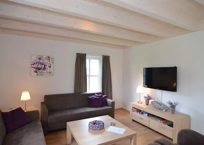 Holiday home Exclusive Group House In In The Forest *